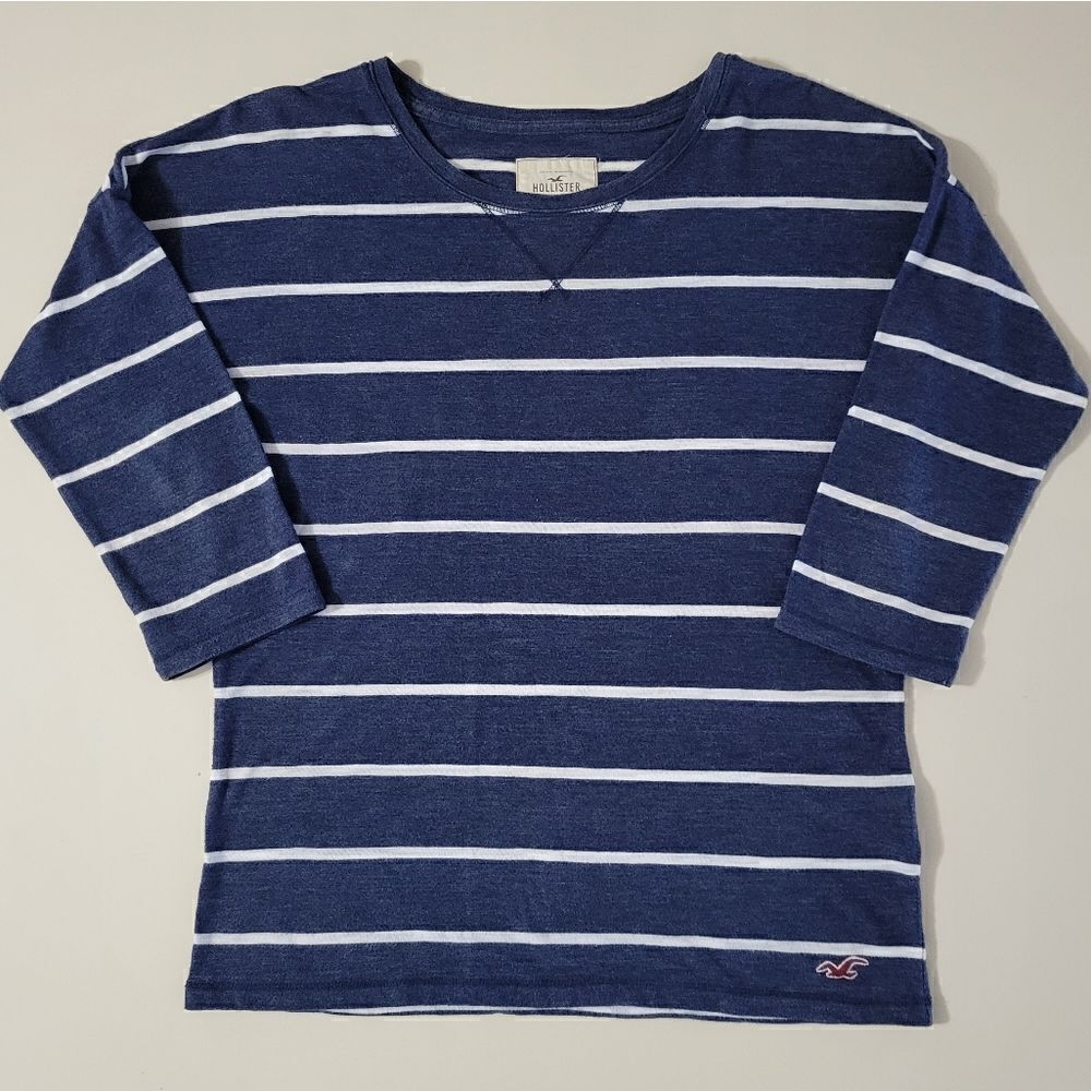 Hollister Women's Navy Stripe Crewneck Elbow-length Pullover Top